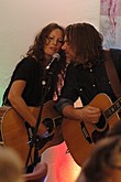 Sarah Lee Guthrie & Johnny Irion